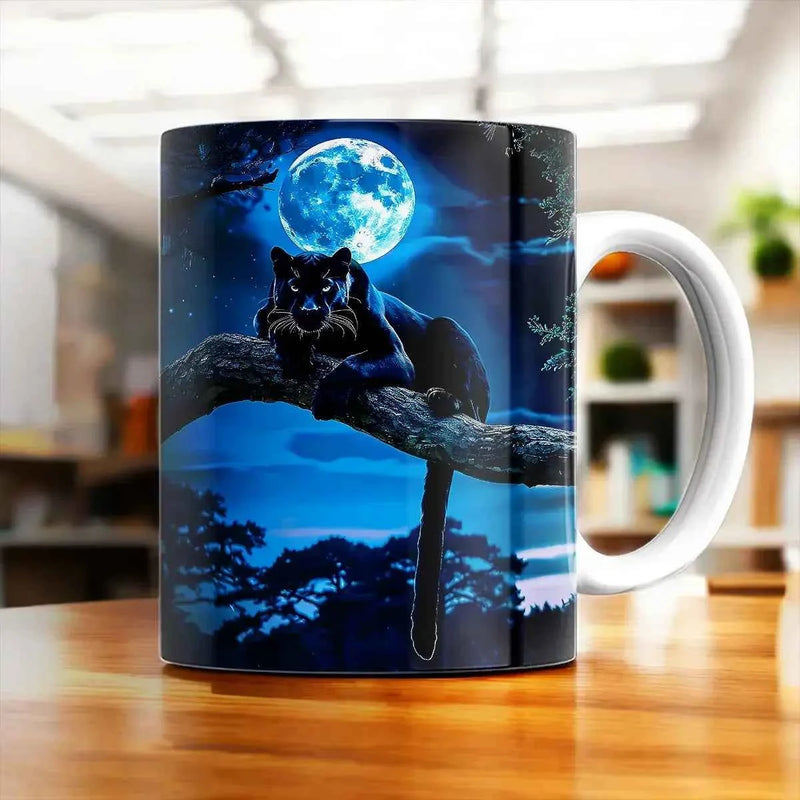 Mug Panthère Noire illustré à la main en Anjou