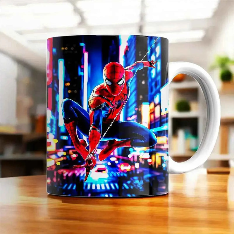 Mug Spiderman illustré à la main en Anjou