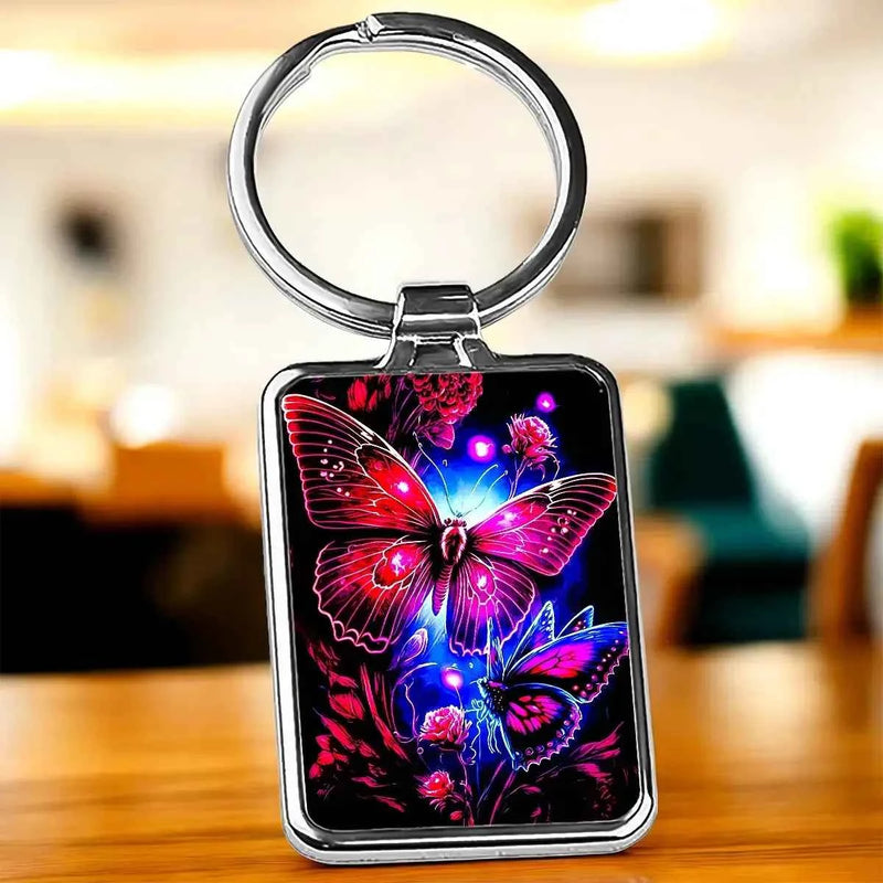 Porte Clé Papillon Violet illustré à la main en Anjou