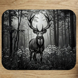 Tapis de souris illustré d'un cerf majestueux en noir et blanc, dessin artisanal cerf noir et blanc