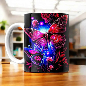 Tasse Papillon Violet illustrée à la main en Anjou