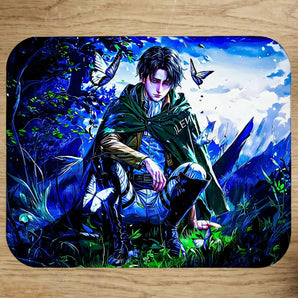 Tapis de Souris Livai Attaque des Titans illustré à la main en Anjou