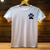 T-shirt Stitch blanc à manches courtes avec empreinte de patte bleu marine sur la poitrine gauche